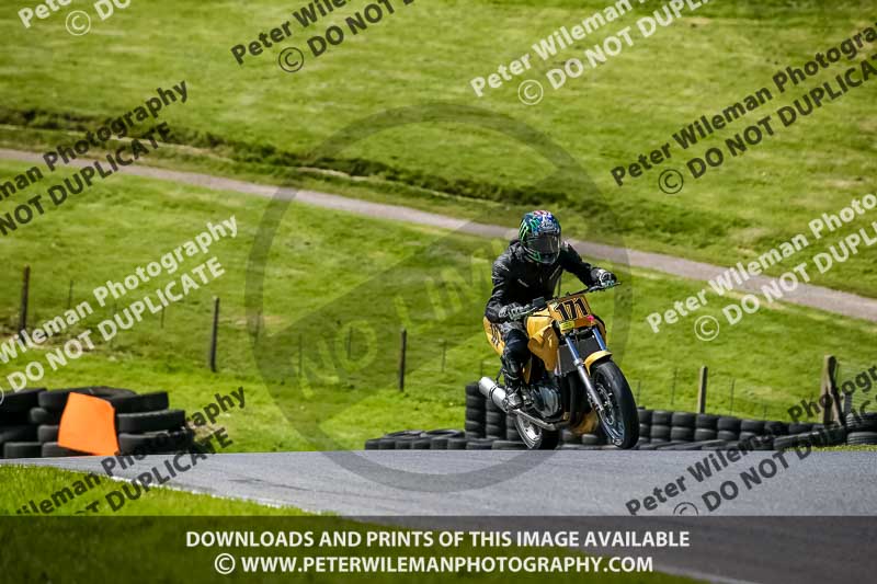 cadwell no limits trackday;cadwell park;cadwell park photographs;cadwell trackday photographs;enduro digital images;event digital images;eventdigitalimages;no limits trackdays;peter wileman photography;racing digital images;trackday digital images;trackday photos